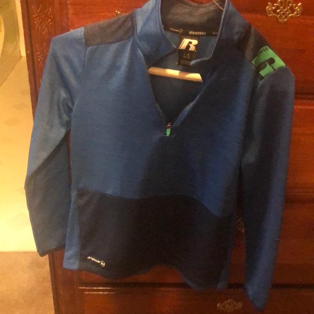 Dri-power shirt! Never worn!